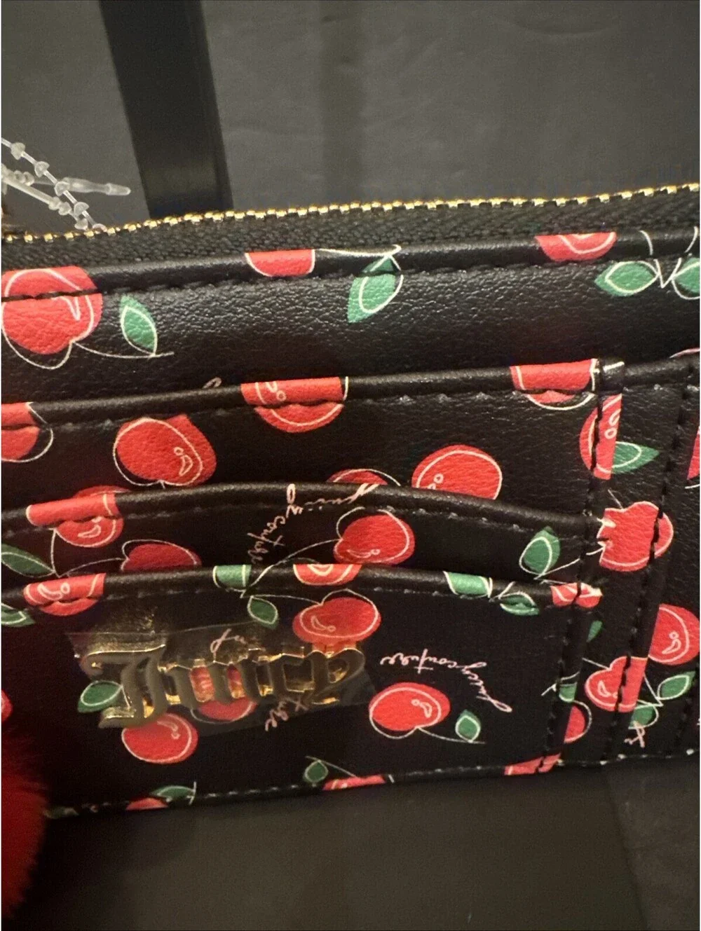 NWT Juicy Couture Cherry Girl CC Wallet Wristlet Back Window W/Cherry Charm